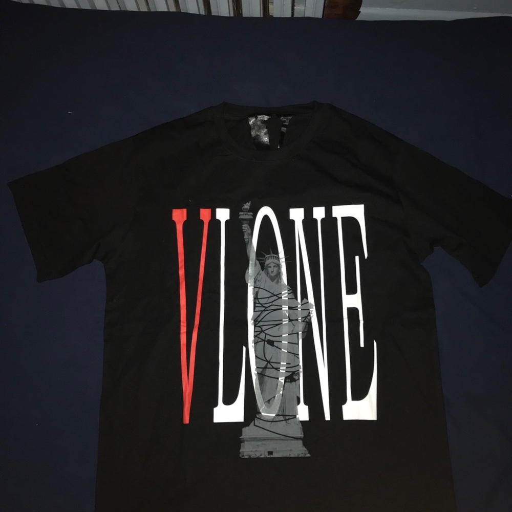 Vlone t shirt